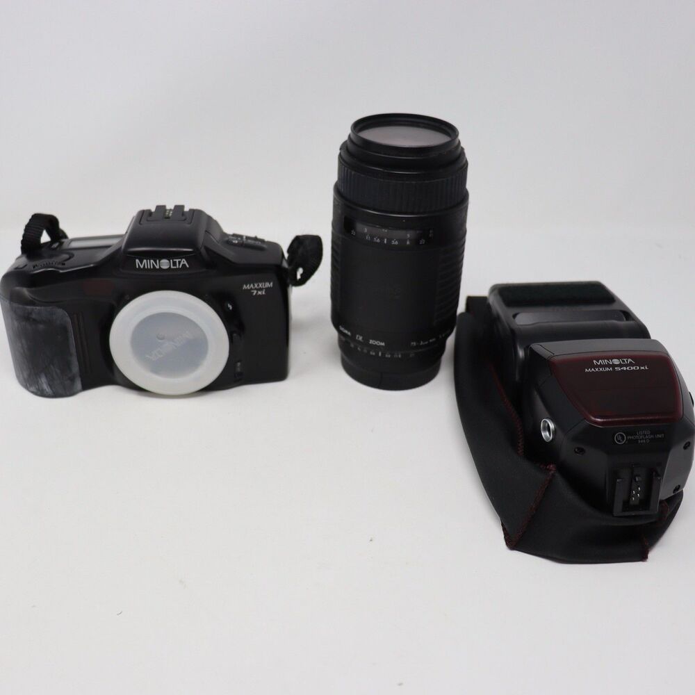 Minolta Maxxum 7xi 35 MM SLR, Lens & Flash Bundle